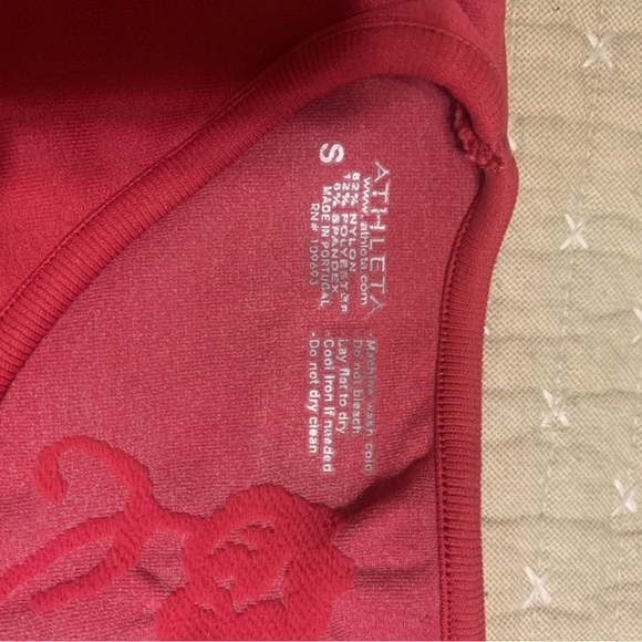 Athleta Fuschia Long Sleeve Athletic Top - Picture 6 of 6